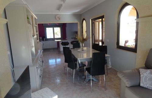 El Tesoro Villa | VILLA bungalow - WIFI, Swimming pool - air conditioning - Terrace - garden,