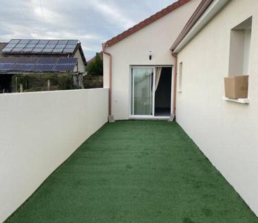 Chatellerault Villa | Villa by Nesma