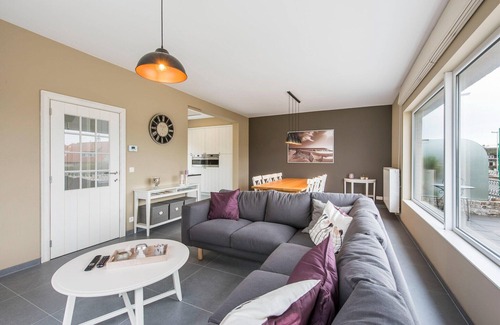 Koksijde-Bad Villa | Villa by the Sea in Belgium with Sunny Terrace