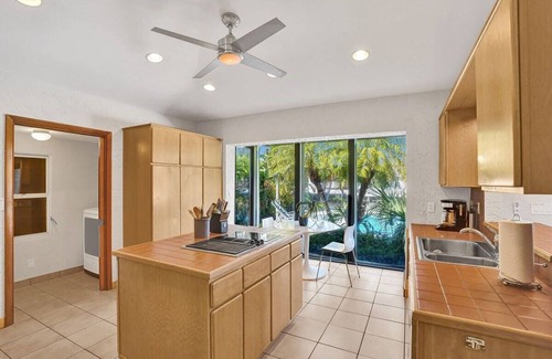 Galt Mile Villa | Villa by the Sea Summ