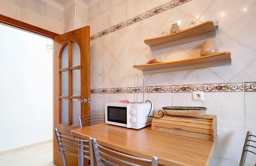 Poblado Sancti Petri Villa | Villa Casa Monty with Pool, Garden, A/C & Wi-Fi