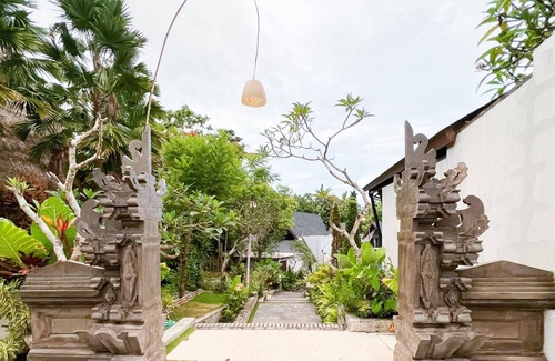 Kampial Villa | Villa C with Pool View - MANA VILLAS