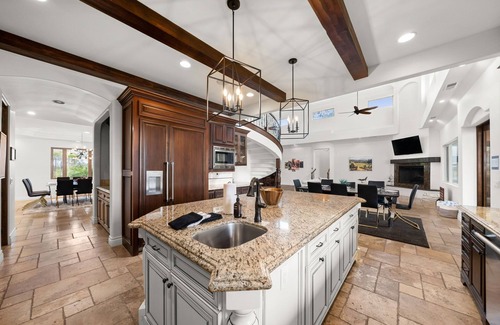 Temecula House | Villa Cabernet -8 BR Luxury Wine Country Estate
