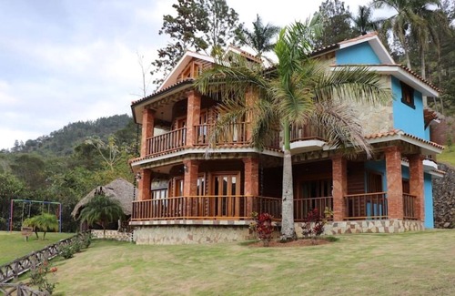 Las Guazaras Villa | Villa Cafe Jarabacoa RD Rancho Las Guazaras DR