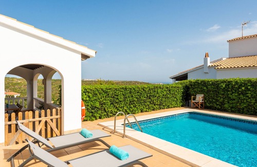Cala Llonga Villa | Villa Cala Llonga by Escape Home