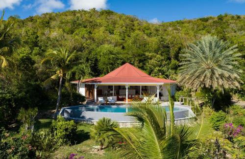 Grand-Bourg Villa | Villa Calico