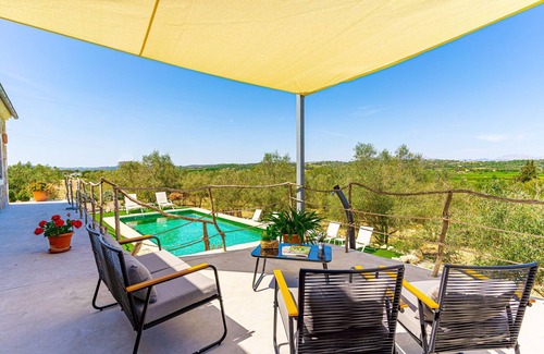 Sineu Villa | Villa Caluix with A/C, internet and swimming pool