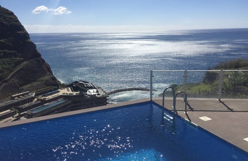 Calheta Villa | Villa Camacho IX - Cosy Atlantic View