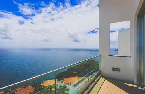 Garajau Villa | Villa Camacho XIII - Beverly Hill Style House