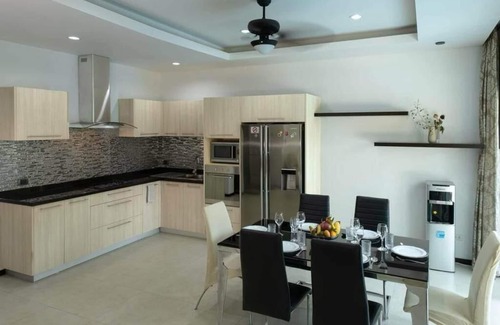 Ban Saiyuan Villa | VIlla Camelyann - 3 Bedroom villa in gorgeous Tambon Rawai, Phuket
