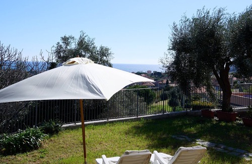 Diano Castello Apartment | Villa Camilla App Garden