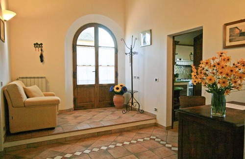 Lucciana Villa | VILLA CAMILLA - Beautiful 2 bdr villa with private pool in Tuscany