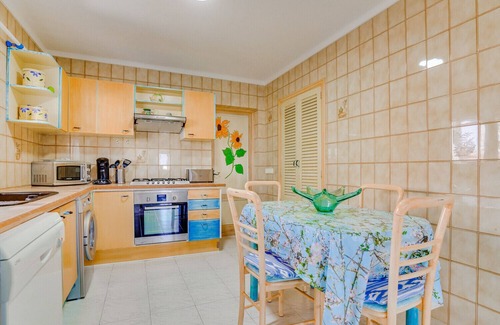 es Bacares Villa | Villa Can Franck for 6 people in Alcudia. AC and free WiFi