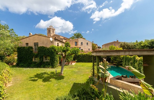 Llofriu Villa | Villa "Can Llofriu" with Mountain View, Private Pool & Wi-Fi