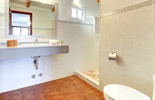 Urbanitzacio la Font Villa | Villa Can Patjada by Villa Plus