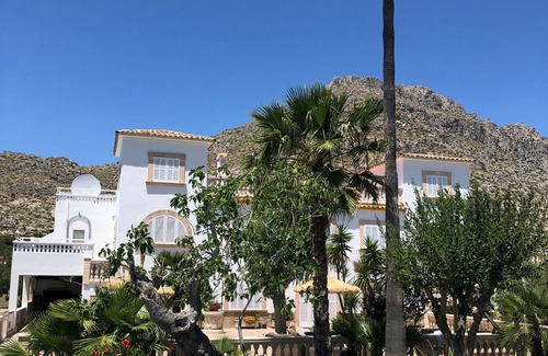 Puerto de Pollensa Villa | Villa Can Segura - close to town and beach.