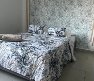 Saint-Joseph House | Villa Canne & Ô