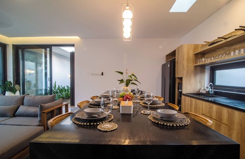Sunset Road Villa | Villa CanSavina - 3 Rooms - Center Of Seminyak