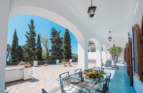 Capri Villa | Villa Capri by MyVillaCollection