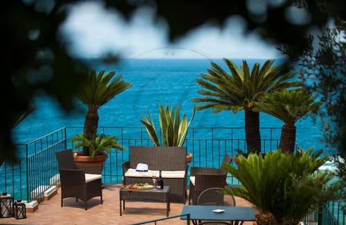 Massa Lubrense Villa | Villa Capriccio - Sorrento Peninsula Villa by the sea with Swimming pool