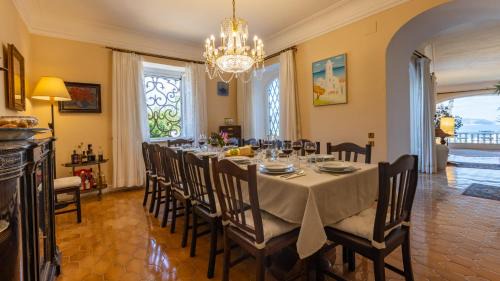 Ischia Porto Villa | VILLA CARINA 12, Emma Villas