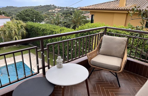 Calonge Villa | Villa 'Carme' with Sea View, Wi-Fi and Air Conditioning