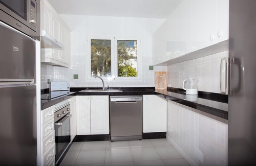 Los Mojones Villa | Villa Cartaphilus 6 bedrooms, 4 bath, free A/C, Electric heated pool, Pool table
