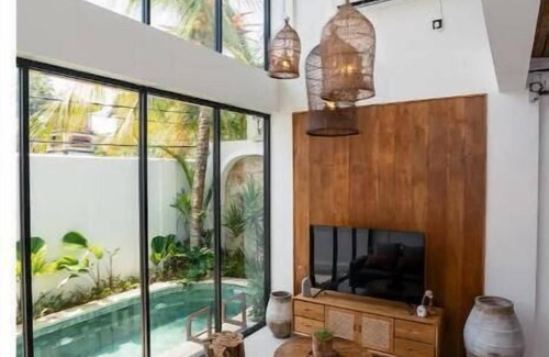 Kuta Villa | Villa Casa Goya - Designer Villa Near The Beach in the heart of vibrant Legian
