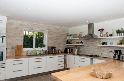 Mijas Villa | Villa 'Casa Kasima' with Private Pool, Wi-Fi and Air Conditioning