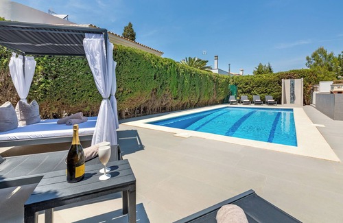 Badia Blava Villa | Villa Casa Kristel Mallorca with pool, whirlpool, sea view, home office
