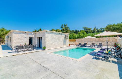 Zakynthos Town Villa | Villa Casa Liveris by Villa Plus