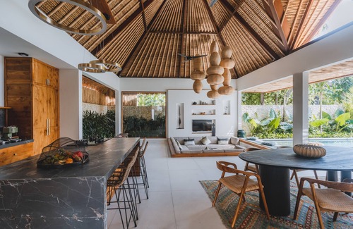 Pererenan Villa | Villa CAZ A BALI 5 mns from the beach