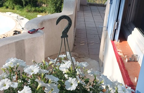 Peyrolles-en-Provence Bed & Breakfast | Villa, charming s/"Concors Ste Victoire "alt.400m, round swimming pool diam 10