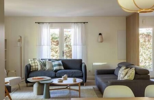 Pyla-sur-Mer Villa | Villa Chambrelent close to the beach