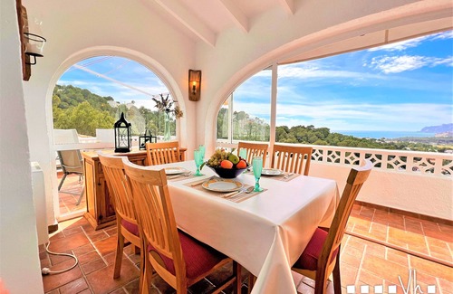Paichi Villa | Villa CHAMPY in Moraira – Sea views, private pool, 2 bedrooms, air conditioning and Wi-Fi