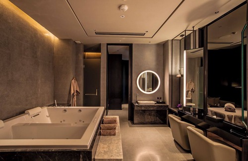 Yan Nawa Resort | Villa Chao Phraya - One Bedroom Resort, Sleeps 3