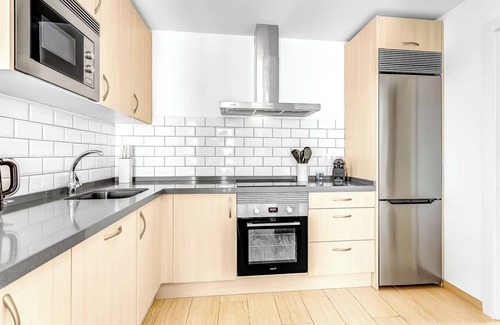 Torreblanca Villa | Villa 'Chispita For Groups' with Mountain View, Wi-Fi and Air Conditioning