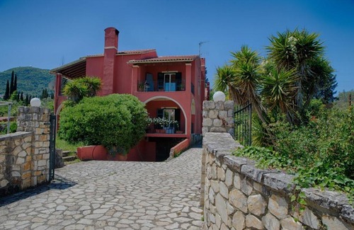 Achilleio Villa | VILLA CHRISTINA