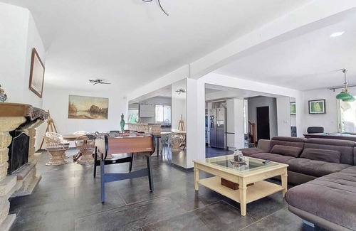 Sarrians Villa | Villa Climatisée 3 Chambres Avec Piscine