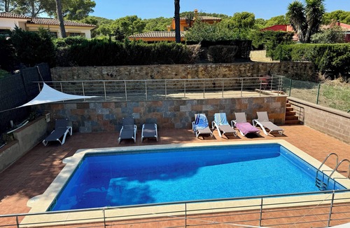 Pals House | Villa close to the beach. Capacity 12 people.Platja de Pals.