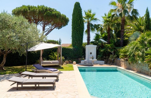 Gassin Villa | Villa Club Saint-tropez with swimming pool ping pong BBQ + independant studio