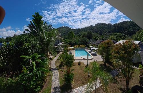 Khuekkhak House | Villa Colina Khao Lak Rooms and Bungalows - Adults Only
