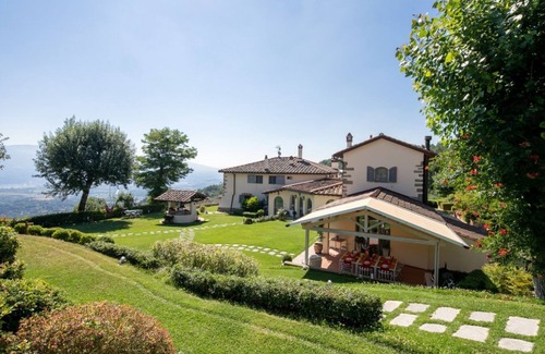 Rignano sull'Arno Villa | Villa Collesole by MMega