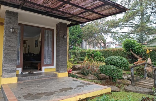 Cipanas Villa | Villa Colonel N9/7