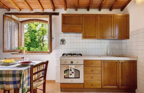 San Macario In Monte Villa | Villa 'Con Piscina E Recinto' with Shared Pool and Private Garden