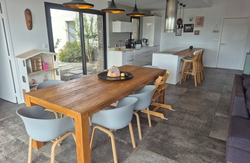 Pezenas Villa | Villa Contemporaine Avec Piscine à Débordement