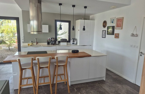 Pezenas Villa | Villa Contemporaine Avec Piscine à Débordement