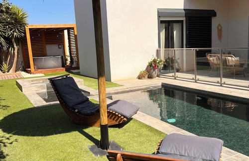 Saint-Hippolyte Villa | Villa Contemporaine Avec Piscine Chauffée à 5min des Plages