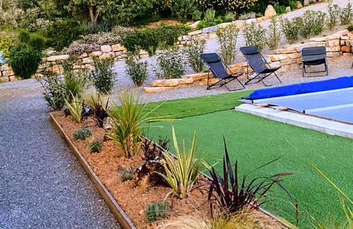 Aups Villa | Villa Contemporaine Avec Piscine et Jardin, Proche Lacs et Gorges du Verdon