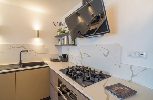 Alghero Villa | Villa 'Coral Bay' with Sea View, Wi-Fi and Air Conditioning